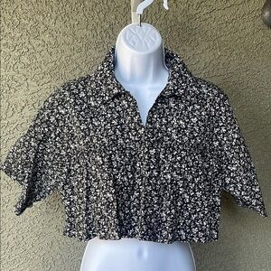 No.007 Zara Black and White Floral Crop Top Size Small